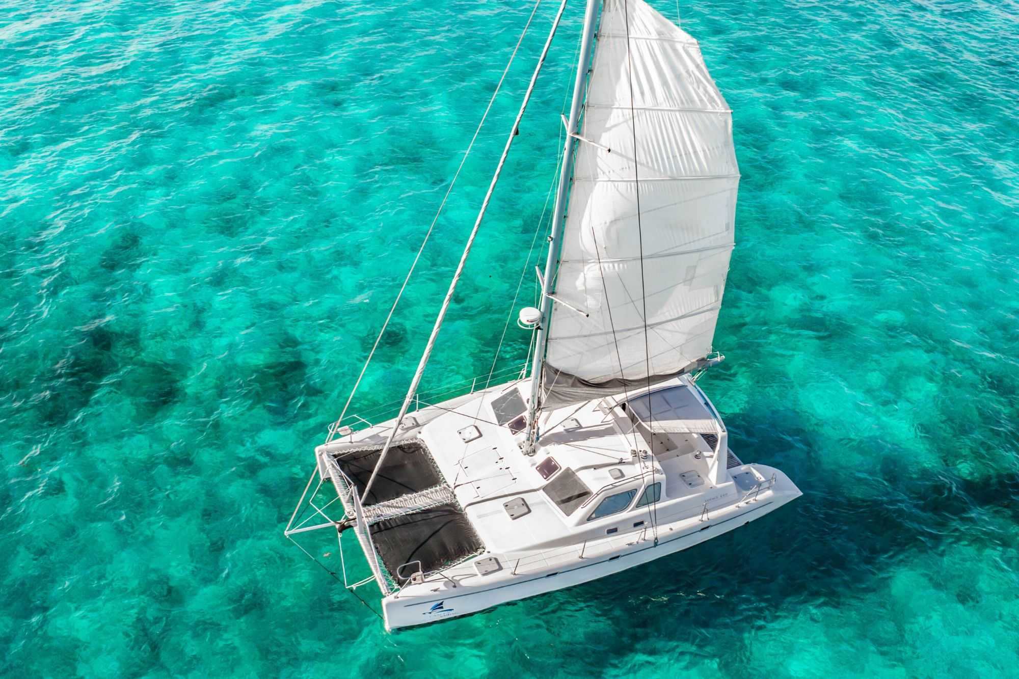 cancun sailing